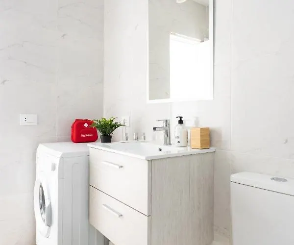 By Sunkeyrents Costa Del Silencio